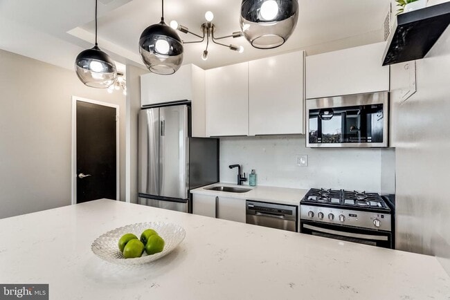 Photo - 2500 N Van Dorn St Unit 910