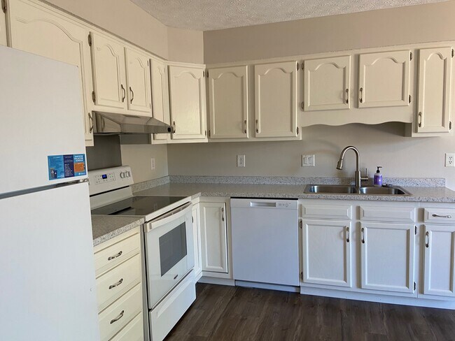 Photo - 3416 S Kennedy Dr Unit Kennedy Drive