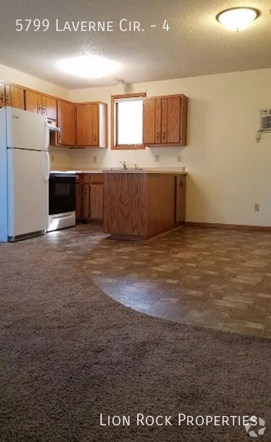 Building Photo - Cozy and Convenient Living for $1,225/month! Unit 4 Rental