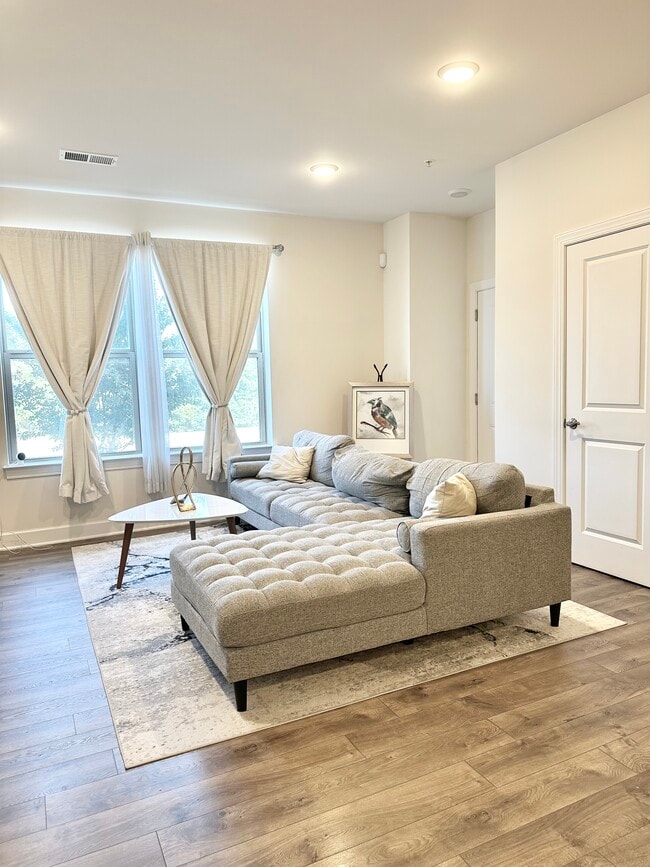 Photo - 10338 Ratcliffe Trl Unit Landing at Cannon Branch