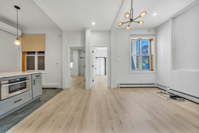 Photo - 202 48th St Unit 3