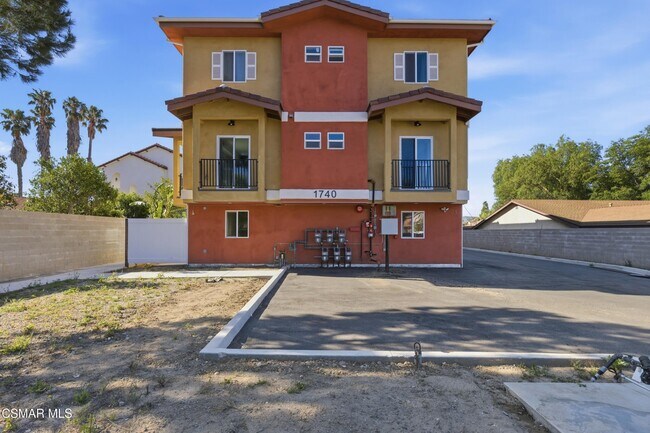 1740 Patricia Ave