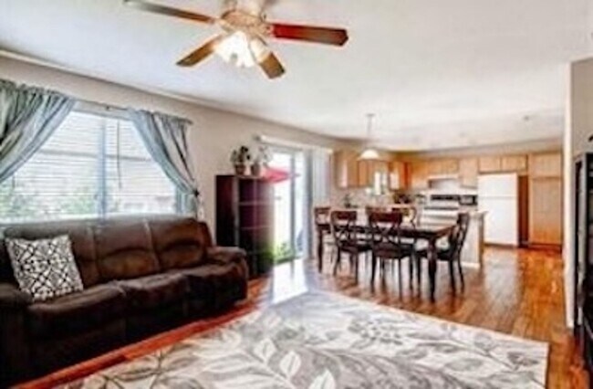 Photo - Lovely Gleneagle Charmer!