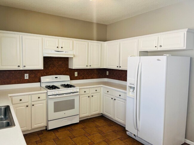 Photo - Wow! Great location, close to everything, ...