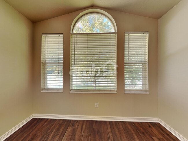 Photo - 1190 Inverness Dr