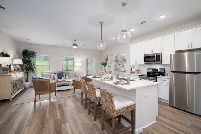 Pueblo de Whisper Creek - Whisper Creek Village