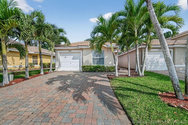 3387 Commodore Ct