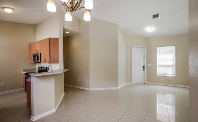 2151 NE 37th Rd