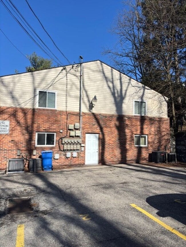 Photo - 1502 Radford Rd Unit #2