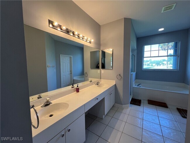 Photo - 2081 Crestview Way Unit A7