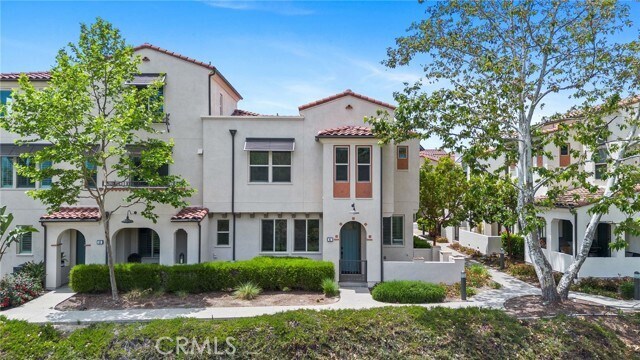 Photo - 91 Adelfa St Townhome