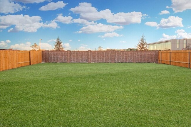 Photo - 1917 Dahlia Way