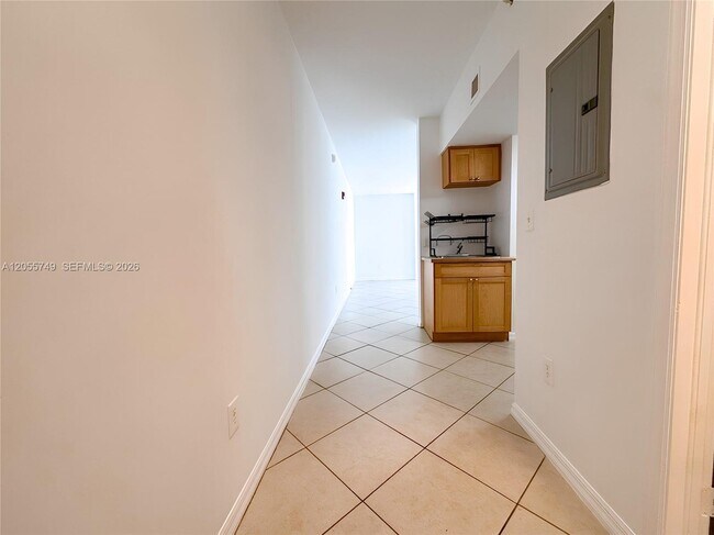 Photo - 2630 SW 28th St Unit 44