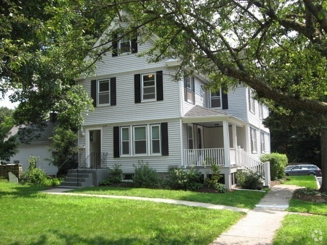Building Photo - 436 Washington St Rental