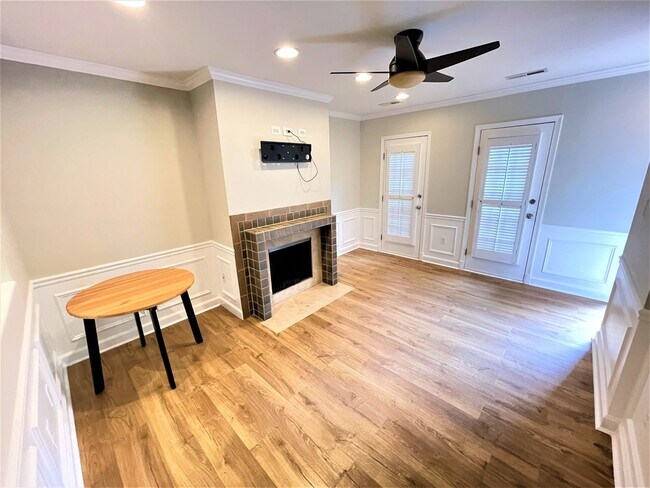 Photo - Private 1 Bedroom/1 Bath