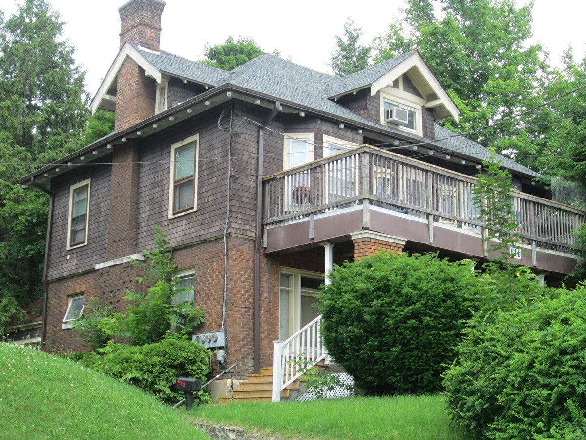 Photo - 111 Chestnut St