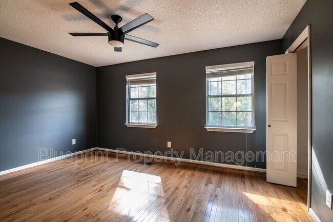 Photo - 118 Ridge Park Dr