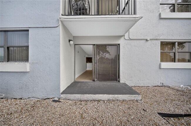 Photo - 7195 NW 179th St Unit 109
