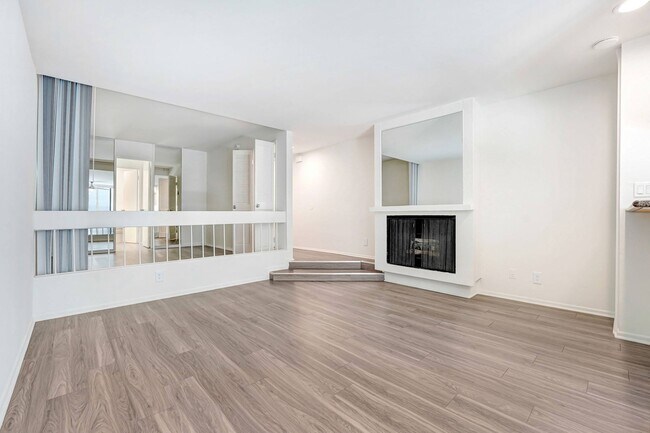 Photo - 727 Westbourne