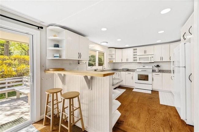 Photo - 7 Cowsill Ln