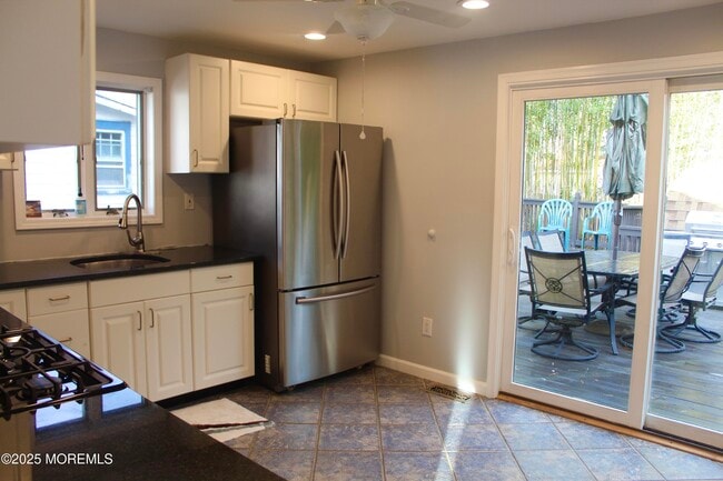 Photo - 500 18th Ave