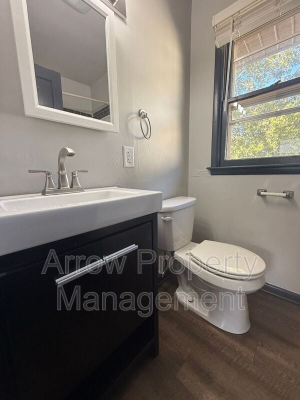 Photo - 845 S 29th St Unit 3