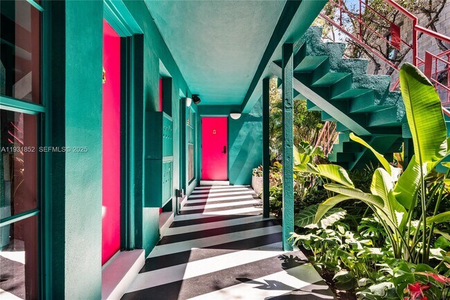 Photo - 1007 SE 2nd Ct Unit 4