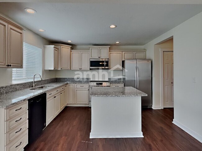 Photo - 10647 Avalon St