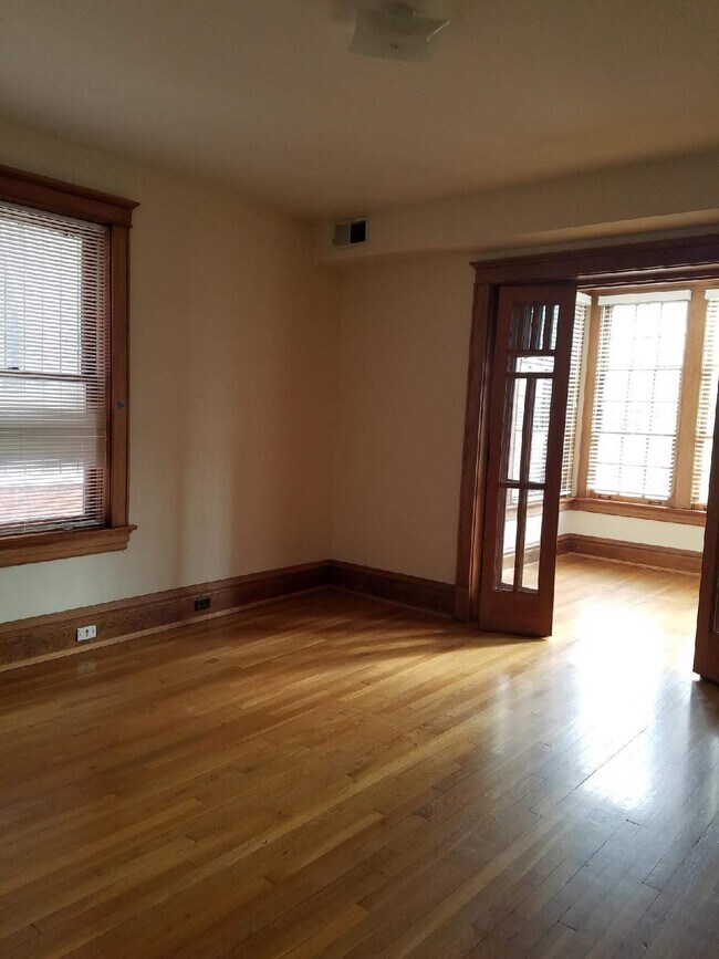 Photo - 5798 Pershing Ave Unit 1E