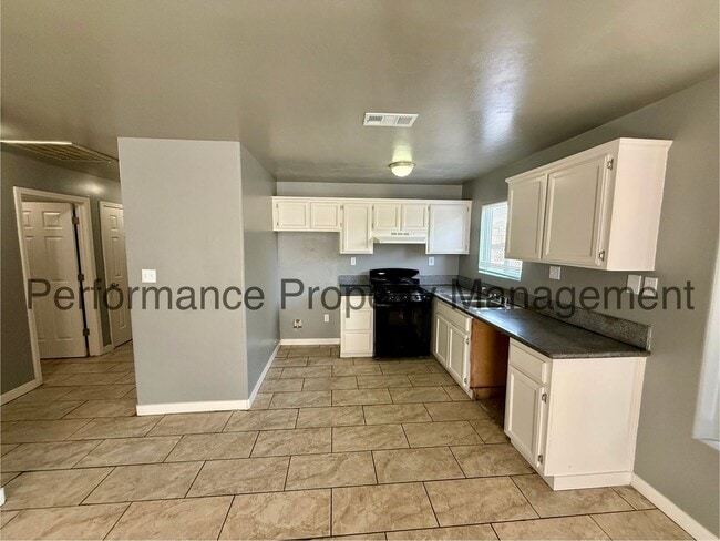 Photo - 326 Beardsley Ave Unit B