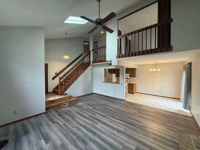 Photo - 5123 Pinebrook Dr