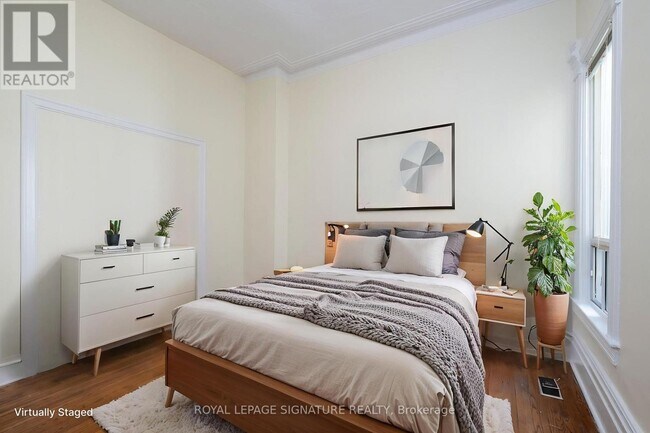 Photo - 199 Major St