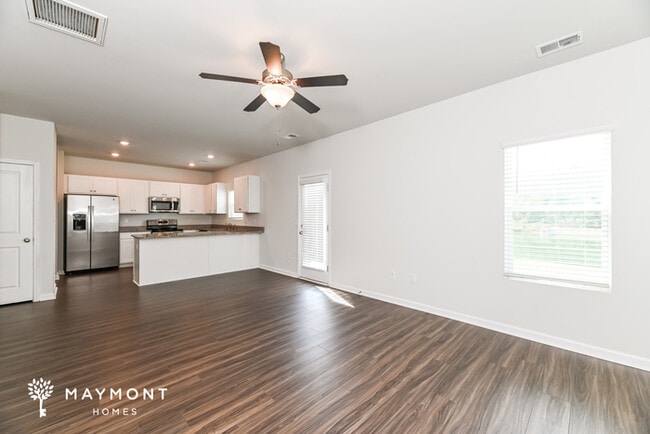 Photo - 159 Dorian Lp