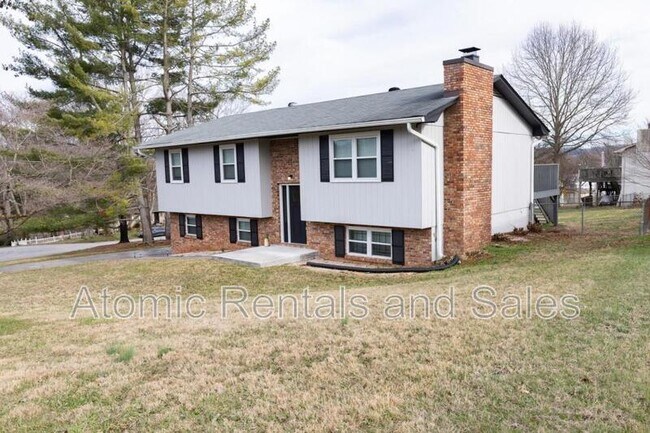 Photo - 716 N Whispering Oak Cir