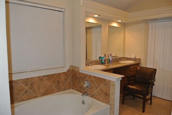 Photo - 3653 Timber Bluff Ln