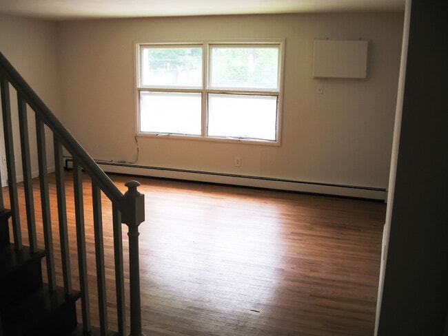 Photo - 12 Arbor Hill Drive