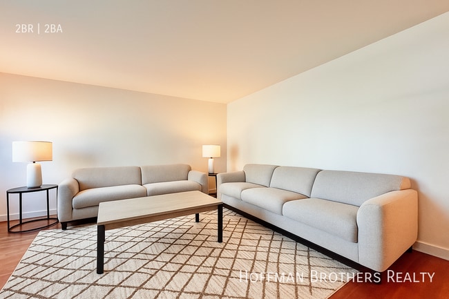 Photo - 10655 Wilshire Blvd Unit 303