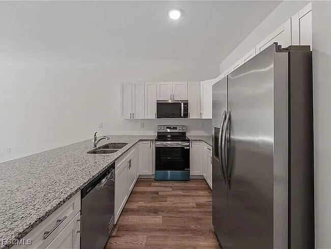 Photo - 5207 26th St SW