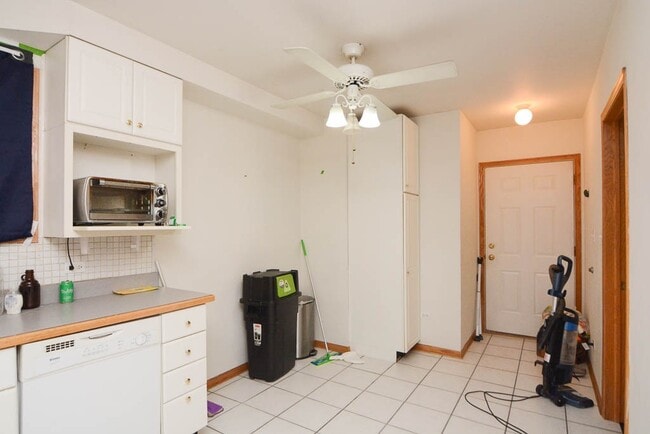 Photo - 1351 N Wolcott Ave Unit 6H