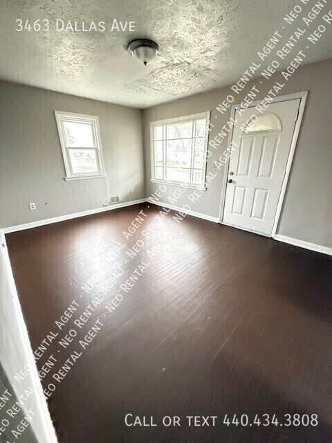 Photo - 3463 Dallas Ave