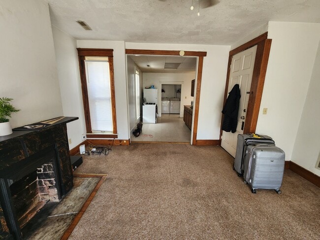 Photo - 616 Ferry St Unit Apt 3