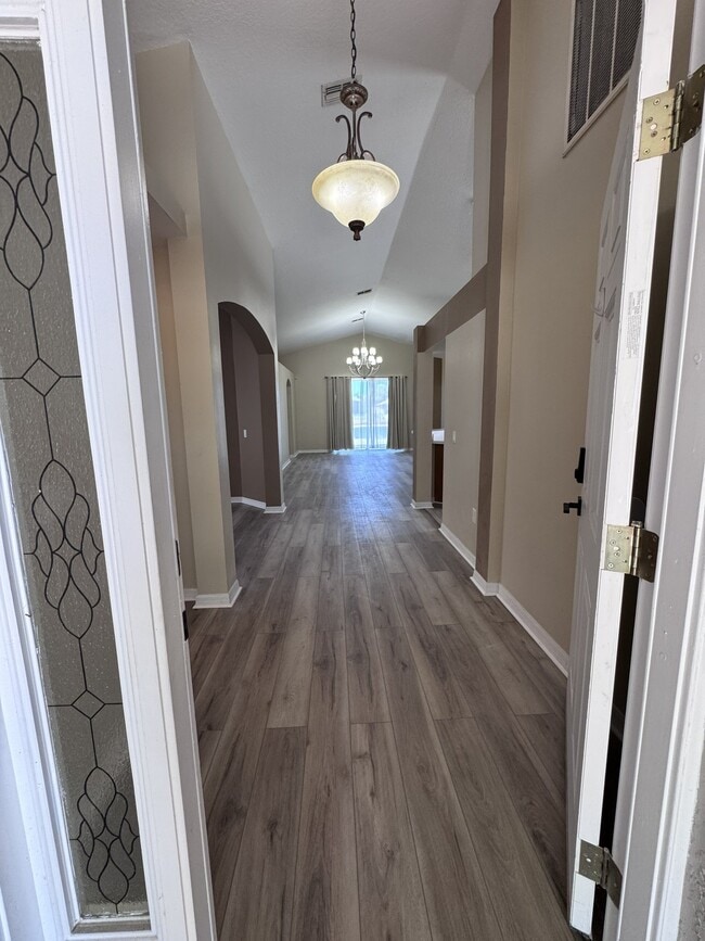 Photo - 7507 Canal Point Ct