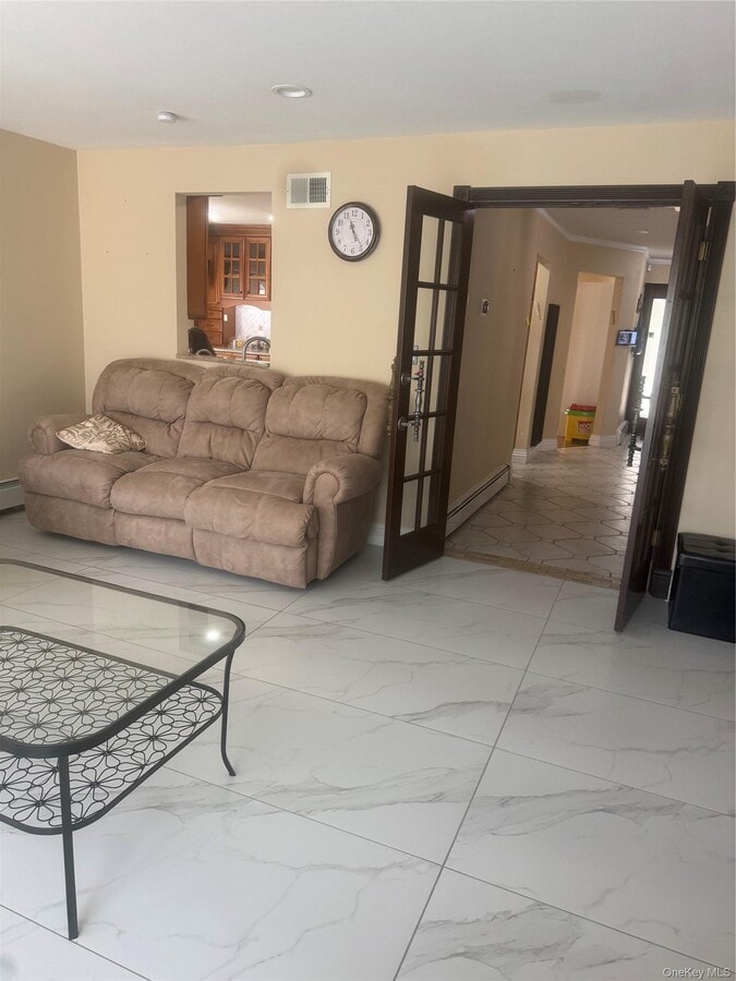 Photo - 528 Halevy Dr