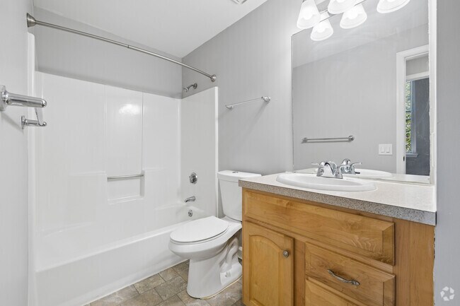1BR, 2BA - 1,090SF - Bathroom - Beacon Mill Village