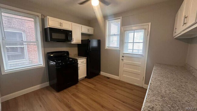 Photo - 5042 Pernod Ave Unidad 1F