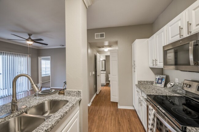 Photo - Modern Living Made Simple Unit RRBD1