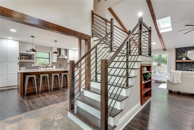 Photo - 1820 Cedar Cliff Dr