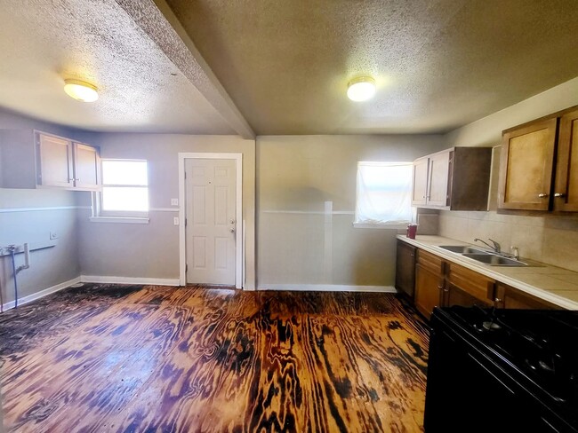 Photo - 1513 Sycamore St