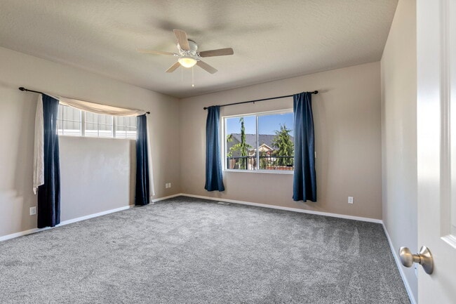 Photo - 910 W Chaperon Peak Dr