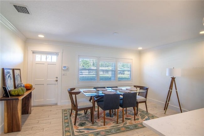 Photo - 600 43rd Ave NE